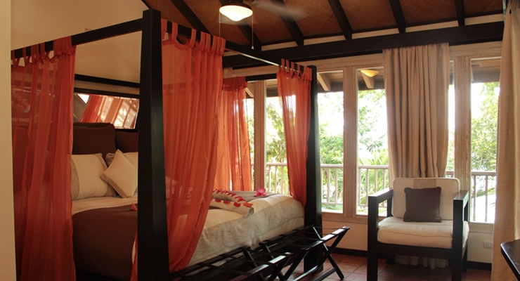 Media Luna Resort - Honduras, Bungalow