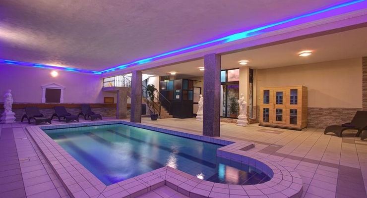 Canifor Hotel - St. Paul's Bay