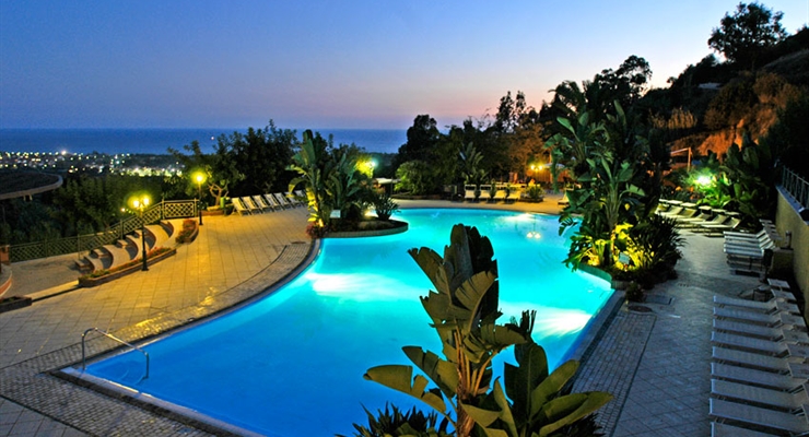 Hera Residence - Ascea Marina, Piscina