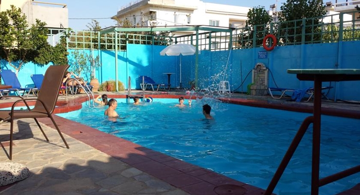 Park Hotel - Heraklion, Piscina