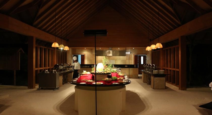 Canareef Resort Maldives - Maldive, Buffet