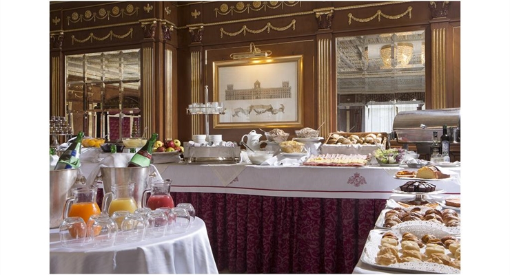 Grand Hotel Vanvitelli - Caserta, Colazione