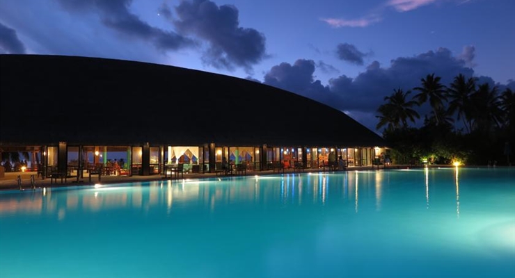 Canareef Resort Maldives - Maldive, Piscina