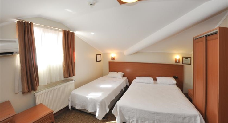 Ronax Hotel - Kumbargaz, Camere