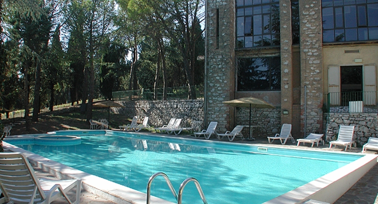 Colle della Trinità - Corciano, Piscina
