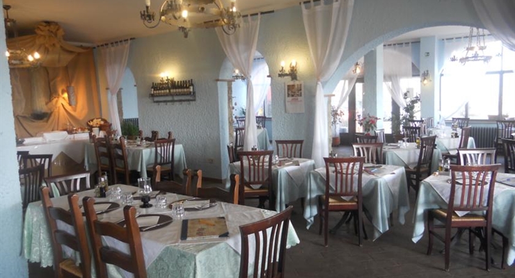 Hotel Cavalieri - Passignano sul Trasimeno, Ristorante
