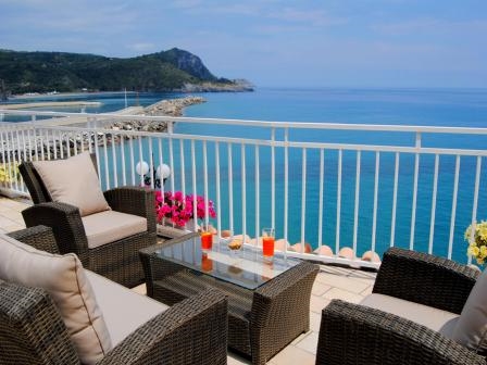 Hotel La Scogliera - Marina di Camerota, Terrazza