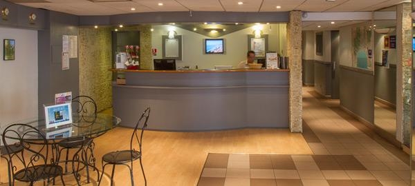 Hotel Kyriad Nice Port - Nizza, Reception