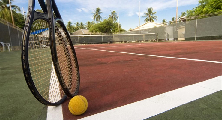 Equator Village - Maldive, Campi sportivi
