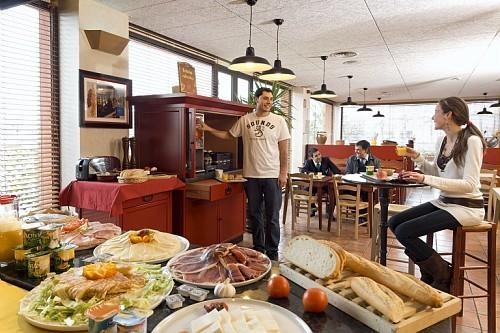 Ibis Aereopuerto - Malaga, Buffet