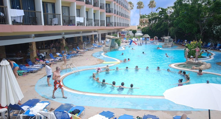Avlida Hotel - Paphos, Piscina