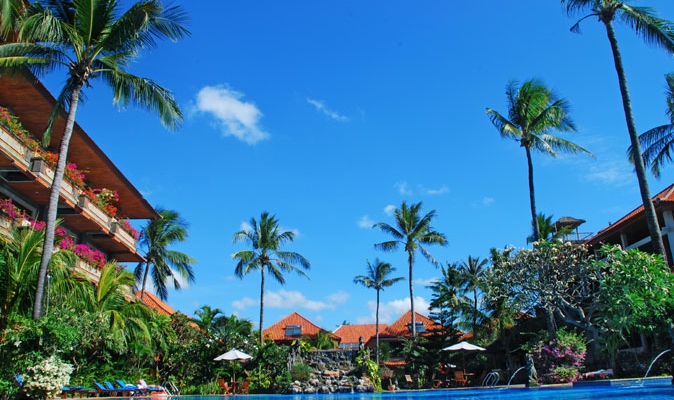 Hotel Sari Segara - Bali, Piscina