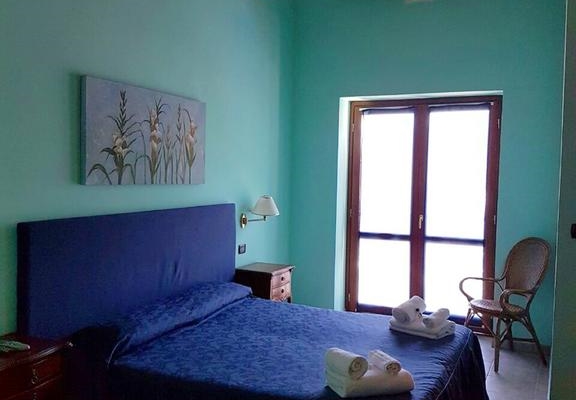 Hotel Lion - Roure