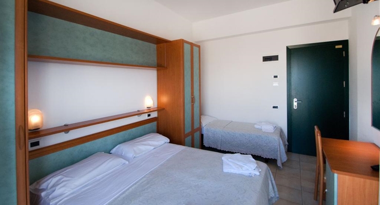 Hotel Essen - Torre Pedrera 