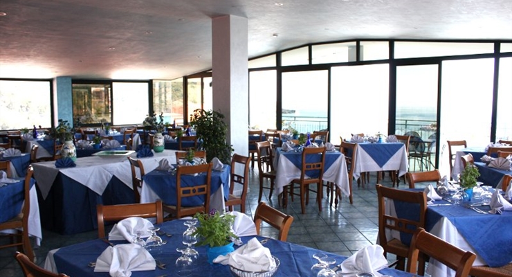 Hotel La Scogliera - Marina di Camerota, Ristorante