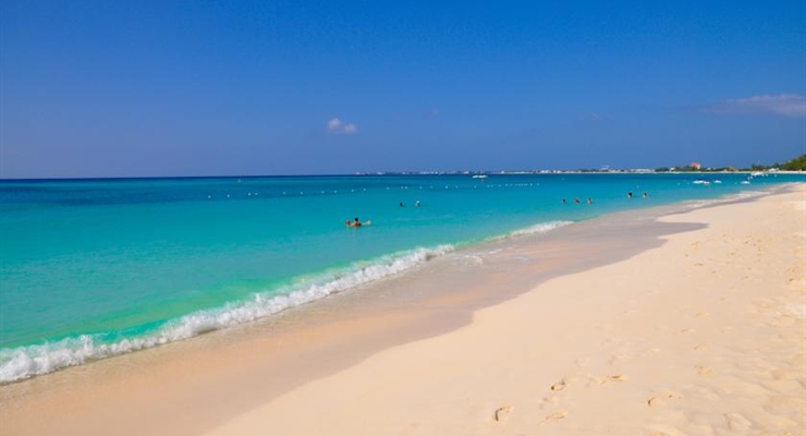 Seven Miles Beach - Grand Cayman
