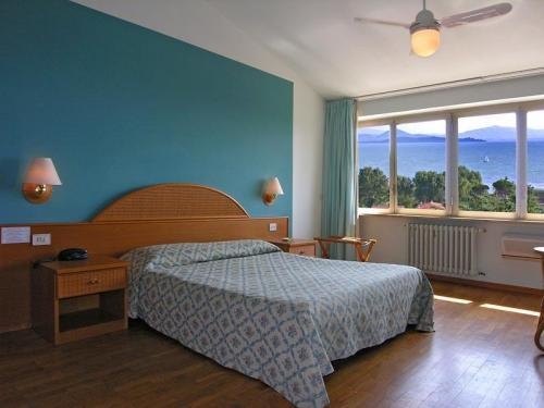 Hotel Cavalieri - Passignano sul Trasimeno, Camere