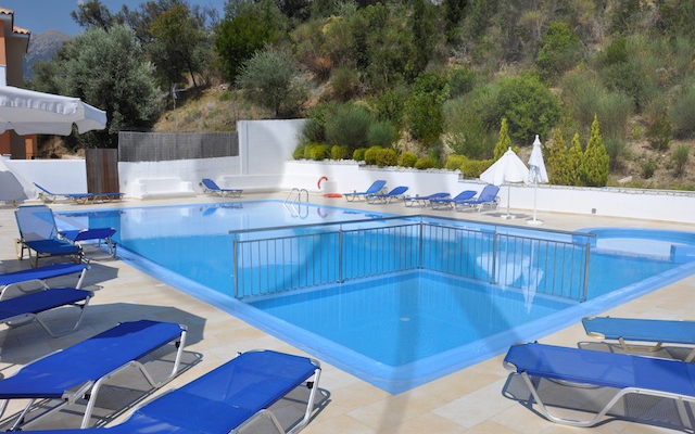 Alloggi Delta Plus Kartanos - Lefkada, Piscina