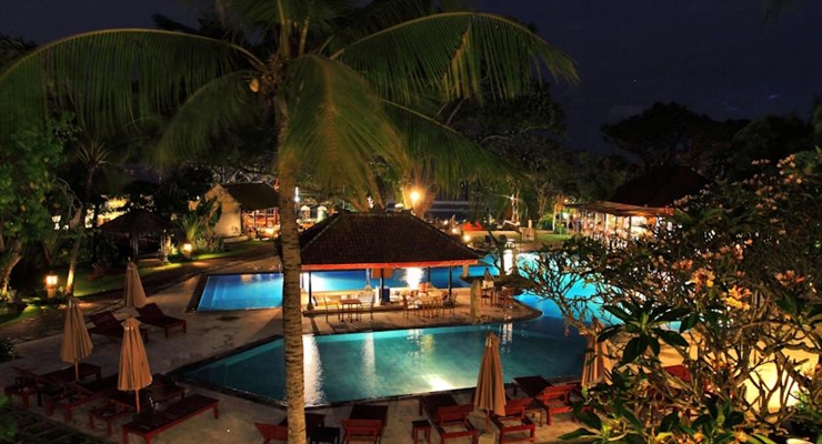 Puri Saron Seminyak - Bali, Piscina