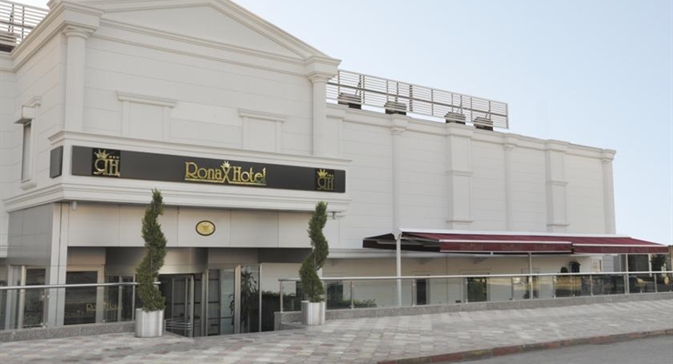 Ronax Hotel - Kumbargaz, Struttura