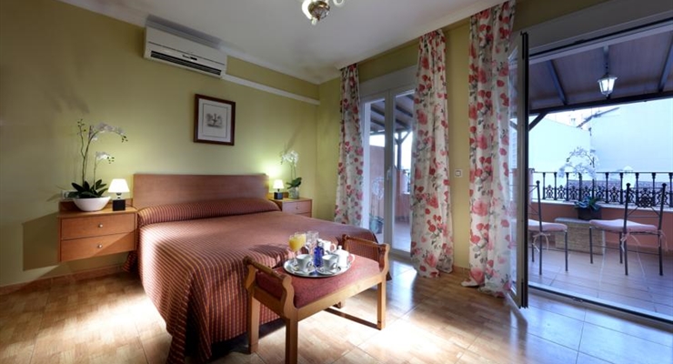 Hotel Tribuna - Malaga, Camere
