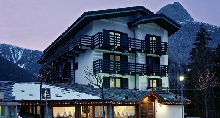 Hotel Les Jumeaux - Courmayeur