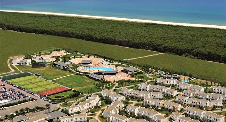 Torre Serena Village - Marina di Ginosa, Sfondo