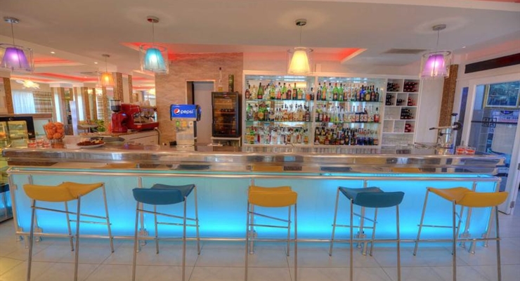 Hotel Alexandra - Malta, Bar