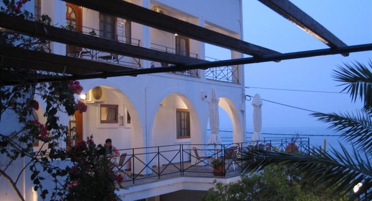 Travlos Studios - Cefalonia