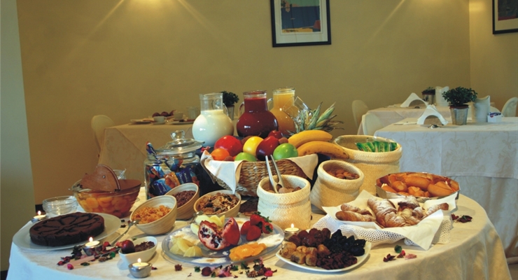Colle della Trinità - Corciano, Colazione