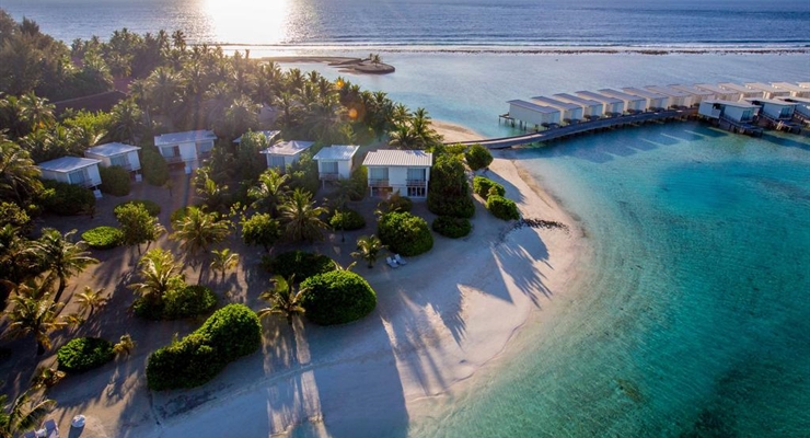 Holiday Inn Kandooma - Maldive, Sfondo