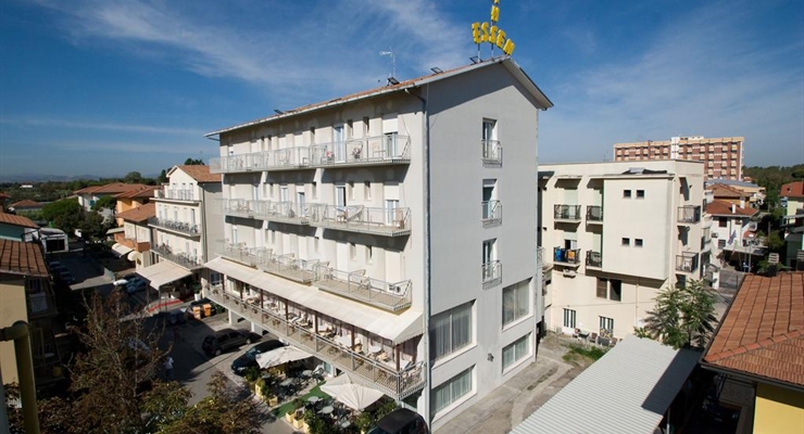 Hotel Essen - Torre Pedrera 