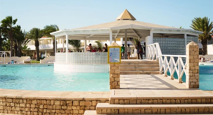 Hotel Crioula - Capo Verde, Bar bordo piscina