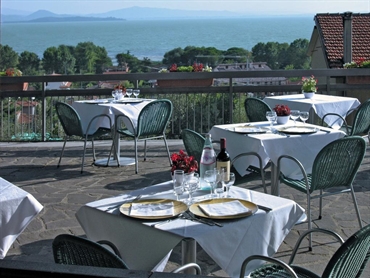 Hotel Cavalieri - Passignano sul Trasimeno