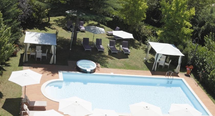 Hotel Garden - Città di Castello, Sfondo piscina