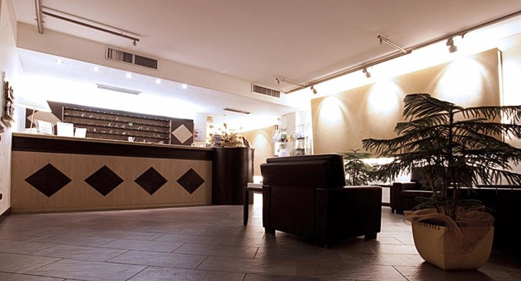 Hotel Lovere Resort & Spa - Lovere, Reception