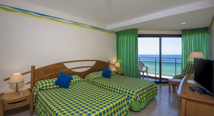 Gran Caribe Puntarena playa Caleta