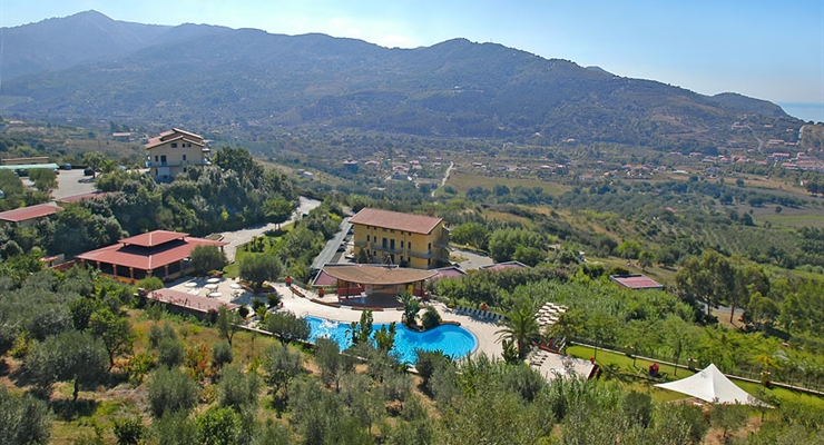 Hera Residence - Ascea Marina, Sfondo struttura