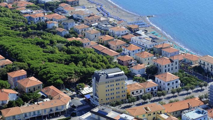 Hotel Tornese - Marina di Cecina, Sfondo struttura