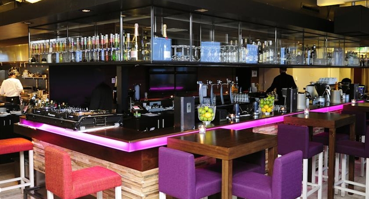Ramada Apollo Centre - Amsterdam, Bar