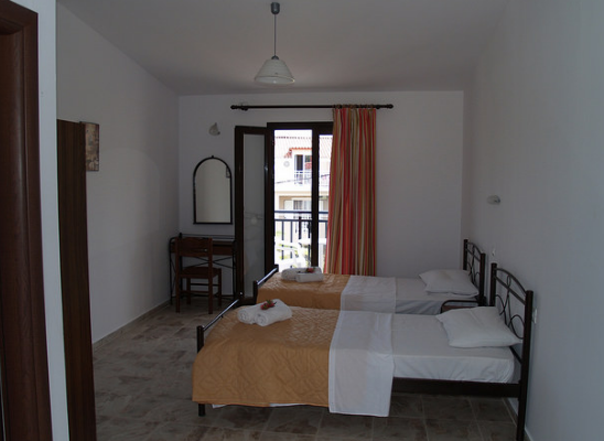 Kladis Studio - Laganas